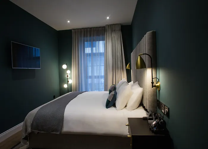 The Bedford Townhouse 4*