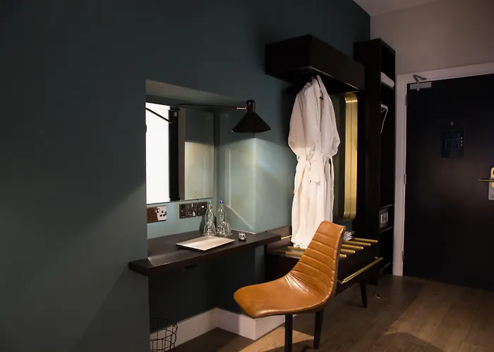 Отель The Bedford Townhouse Лимерик